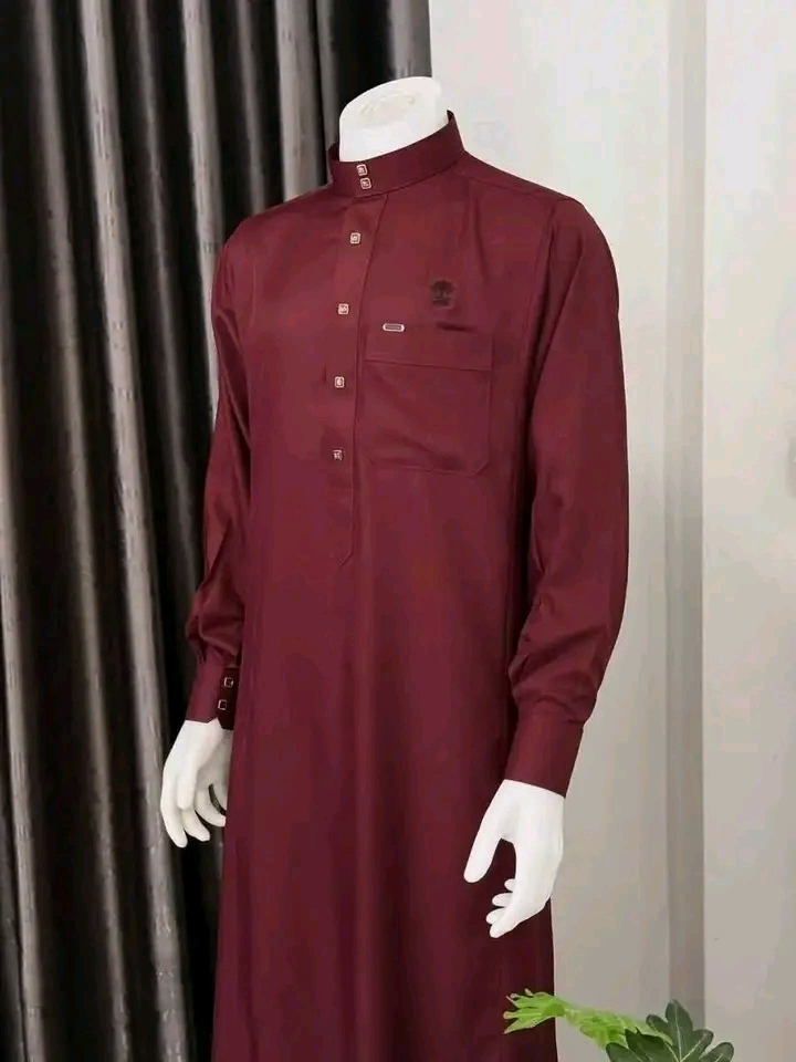 Maroon Saudi Collar Thobe